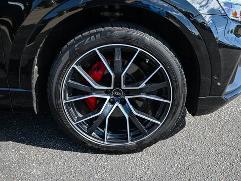 Used 2022 Audi Q8 Premium Plus image 15