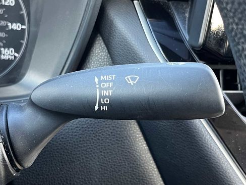 Used 2023 Toyota Corolla LE image 23