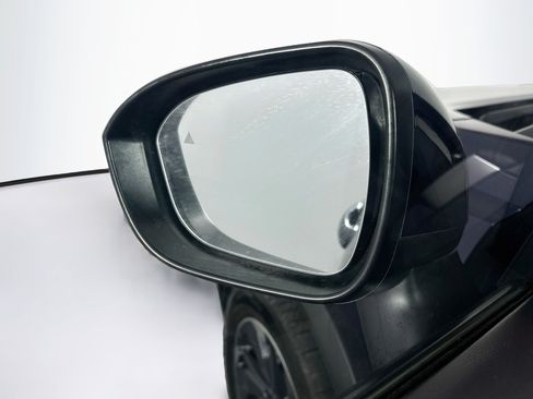 Used 2025 Nissan Rogue SV FWD image 16