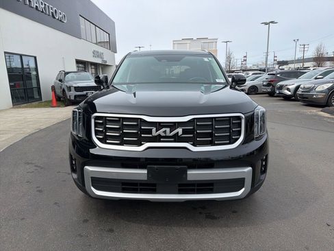 Used 2023 Kia Telluride S w/ S Sunroof Package image 2