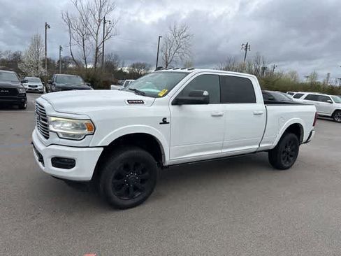 Used 2019 RAM 2500 Laramie w/ Night Edition image 14
