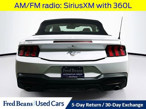 Used 2024 Ford Mustang Premium image 8