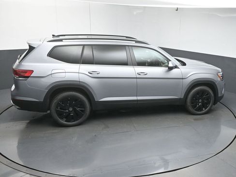 New 2026 Volkswagen Atlas SE image 47