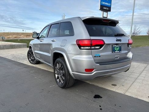 Used 2020 Jeep Grand Cherokee Altitude image 5