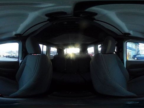 Used 2025 Jeep Wrangler Sport S image 41