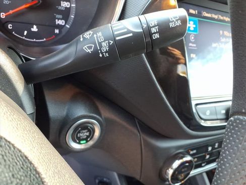 Used 2021 Chevrolet TrailBlazer LT w/ Convenience Package image 22