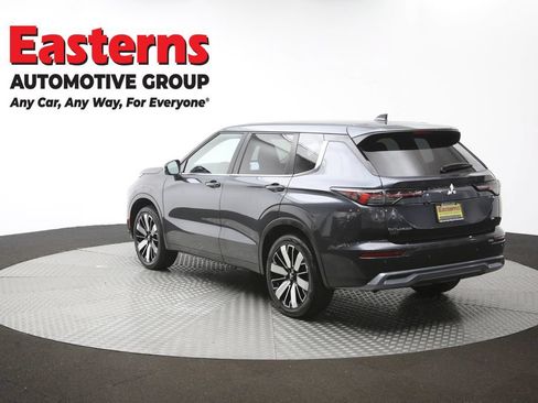 Used 2025 Mitsubishi Outlander SE AWD/4WD image 65