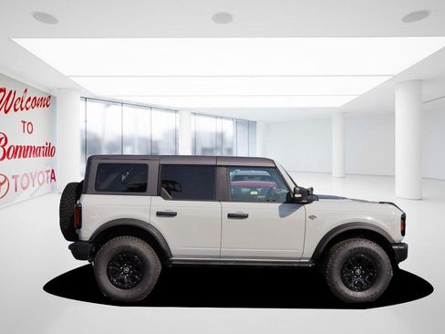 Used 2023 Ford Bronco Wildtrak AWD/4WD image 5