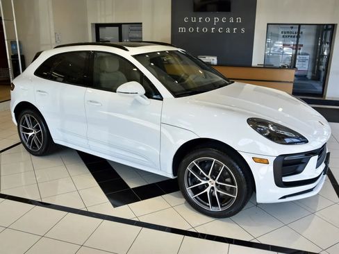 Used 2024 Porsche Macan AWD/4WD image 7