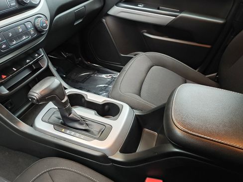 Used 2021 Chevrolet Colorado LT image 22