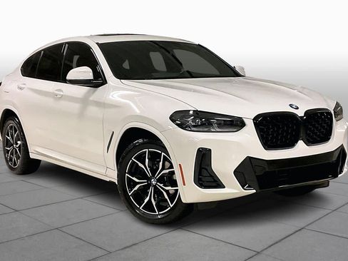 Certified 2023 BMW X4 xDrive30i w/ M Sport Package image 2