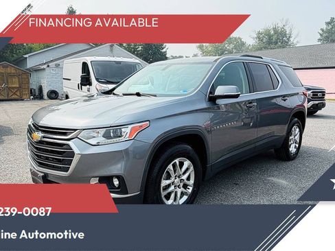 Used 2018 Chevrolet Traverse LT FWD image 1