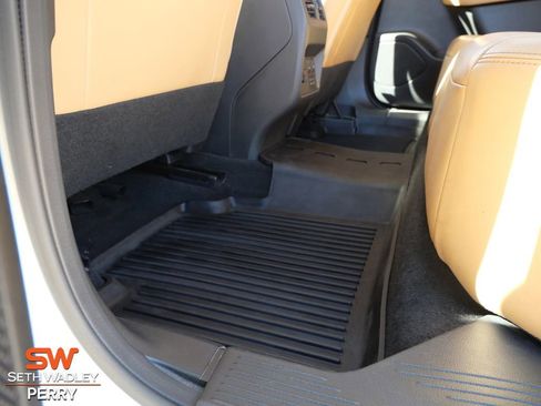 Used 2022 Nissan Rogue Platinum w/ Head-Up Display Package image 12