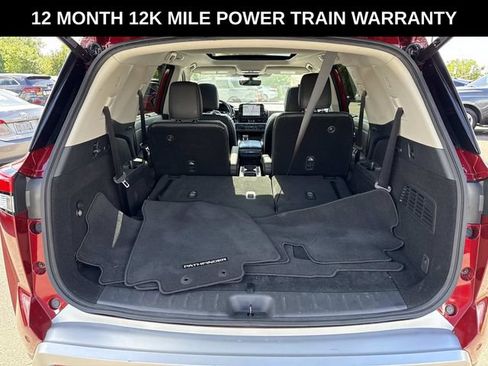 Used 2023 Nissan Pathfinder SL w/ SL Premium Package AWD/4WD image 12