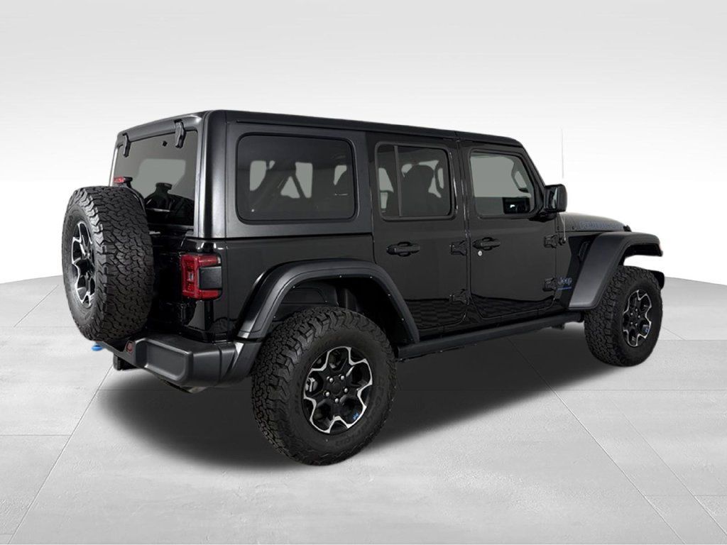 Used 2023 Jeep Wrangler Unlimited Rubicon 4xe w/ Cold Weather Group AWD/4WD image 7