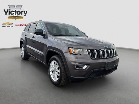 Used 2018 Jeep Grand Cherokee Laredo AWD/4WD image 8