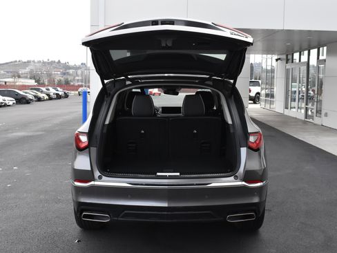 Used 2024 Acura MDX SH-AWD w/ Advance Package image 8