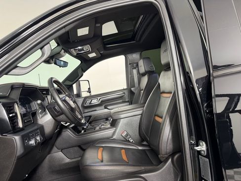 Used 2024 GMC Sierra 2500 AT4 w/ AT4 Premium Plus Package AWD/4WD image 21