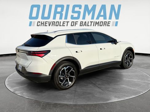 New 2026 Chevrolet Equinox EV LT image 6