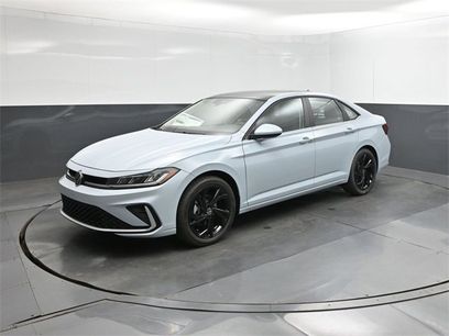 New 2025 Volkswagen Jetta SE