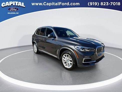 Used 2020 BMW X5 xDrive40i w/ Premium Package image 2