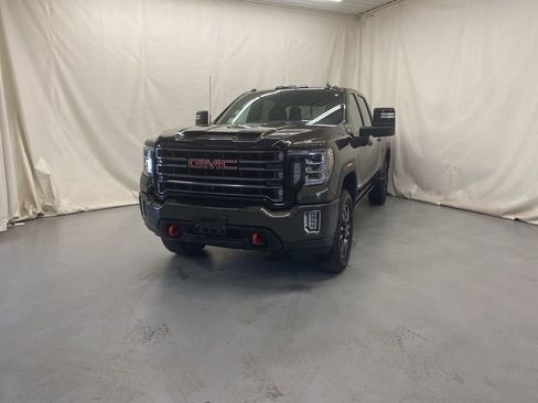 Used 2023 GMC Sierra 2500 AT4 w/ AT4 Premium Plus Package image 2