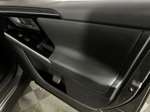 Used 2023 Toyota bZ4X XLE image 33