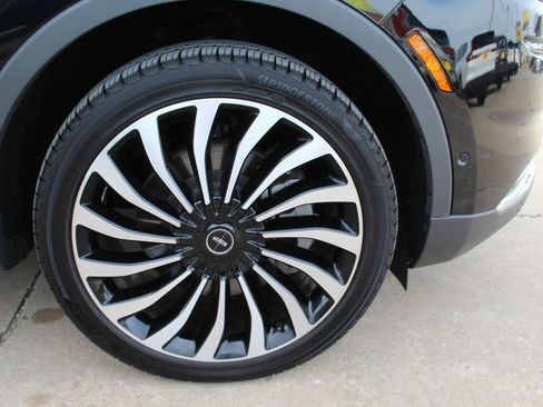 Used 2022 Lincoln Nautilus Black Label w/ Class II Trailer Tow Package image 61