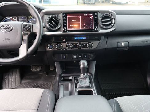 Used 2023 Toyota Tacoma TRD Sport w/ Black Out Package (TMS) image 28