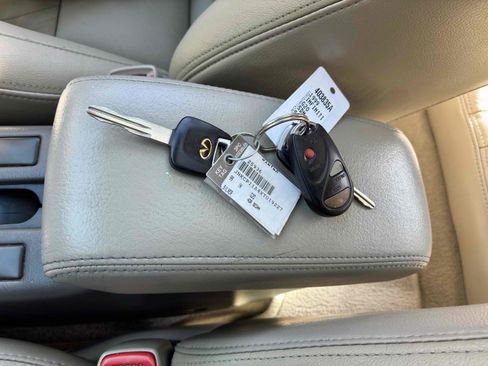 Used 1999 INFINITI G20 FWD image 52
