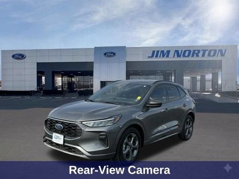 Used 2024 Ford Escape ST-Line w/ Tech Pack #1 FWD image 9