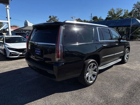 Used 2015 Cadillac Escalade ESV Premium image 7