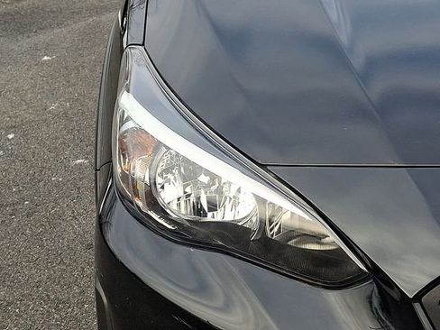 Used 2023 Subaru Crosstrek 2.0i Premium image 9