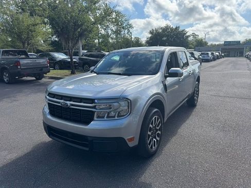 Used 2023 Ford Maverick Lariat FWD image 1
