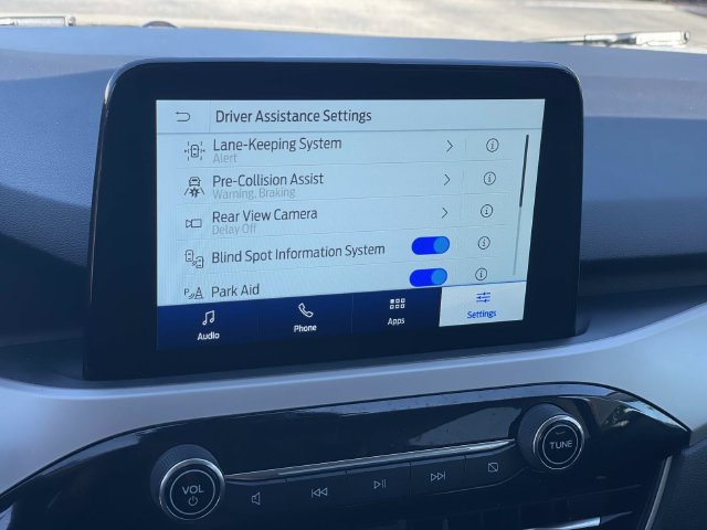 Certified 2022 Ford Escape SEL AWD/4WD image 13