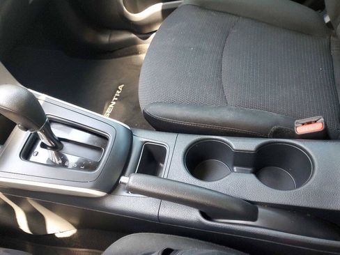 Used 2019 Nissan Sentra S FWD image 29