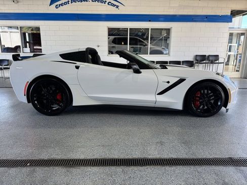 Used 2014 Chevrolet Corvette Stingray Coupe w/ 2LT Preferred Equipment Group image 15