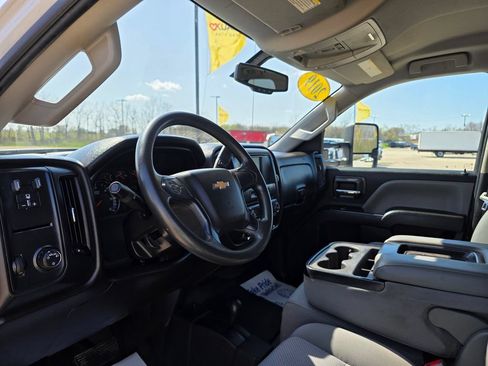 Used 2019 Chevrolet Silverado 2500 W/T w/ WT Convenience Package AWD/4WD image 19