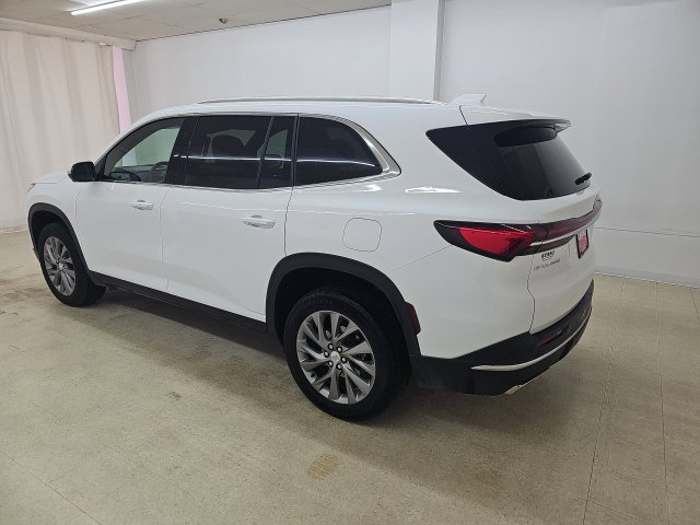 Used 2026 Buick Enclave Preferred FWD image 6