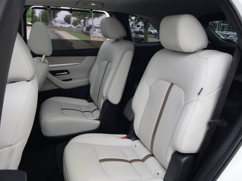 Used 2024 MAZDA CX-90 Plug-In Hybrid w/ Premium Plus AWD/4WD image 34