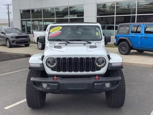 Certified 2024 Jeep Wrangler Unlimited Rubicon image 9