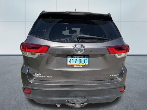 Used 2017 Toyota Highlander Plus AWD/4WD image 15