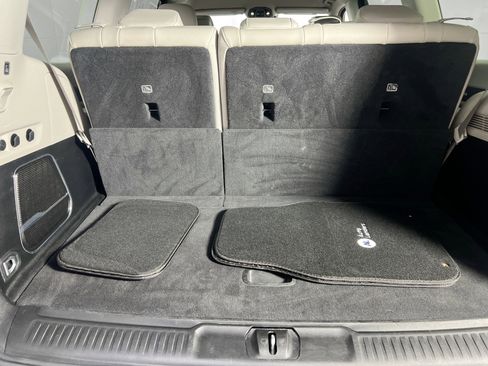 Used 2022 Jeep Wagoneer Series III image 27