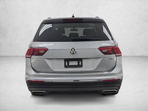 Used 2021 Volkswagen Tiguan SE AWD/4WD image 7