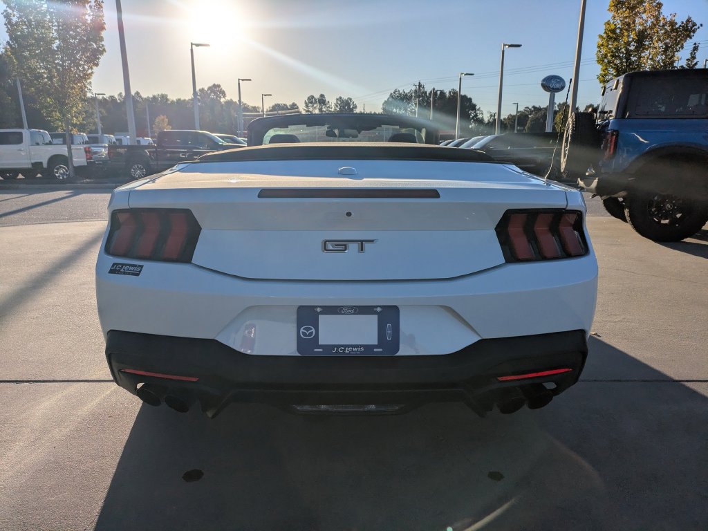 New 2026 Ford Mustang GT Premium w/ GT Performance Package RWD image 5