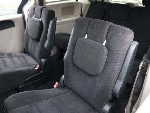 Used 2011 Dodge Grand Caravan Express w/ PWR Window Group image 8