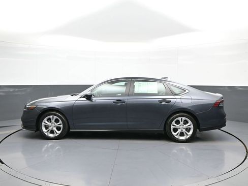 Used 2023 Honda Accord LX image 9