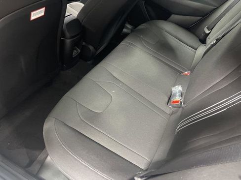 New 2025 Hyundai Elantra Sport image 29