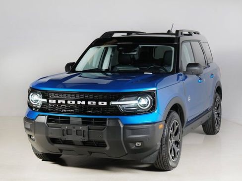 Used 2025 Ford Bronco Sport Outer Banks w/ Outer Banks Tech Package+ image 28