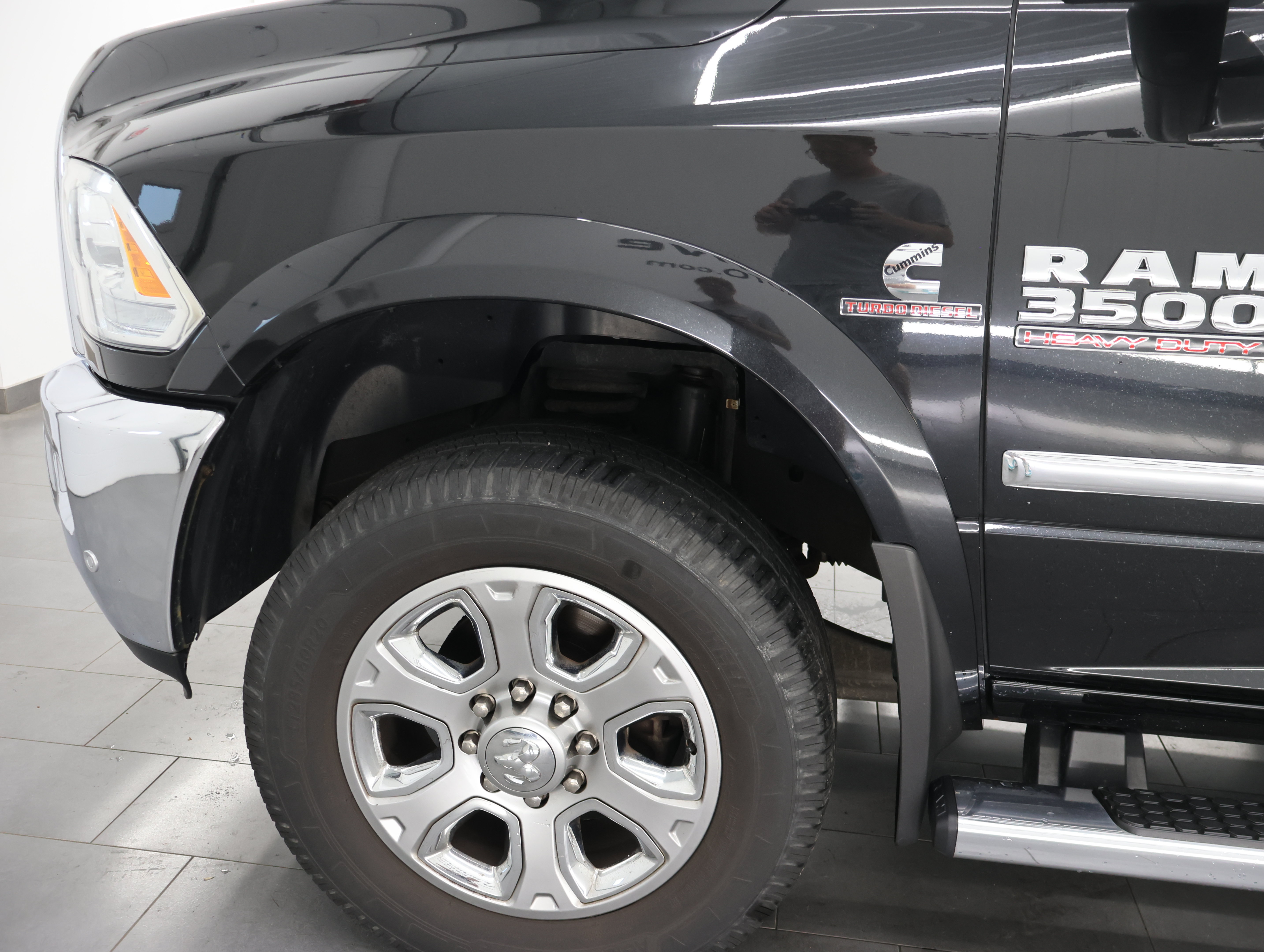 Used 2016 RAM 3500 Laramie AWD/4WD image 36